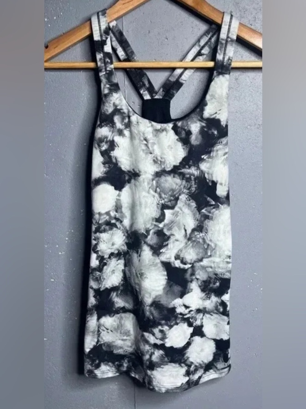 Athleta Floral Crush Optimism Tank Top in size XS